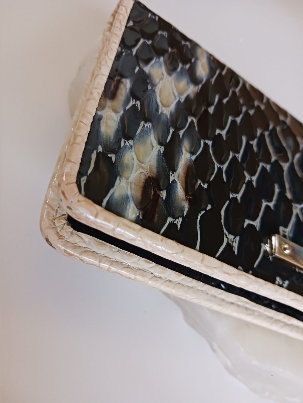 Brahmin Ady Wallet - Picture 6 of 12